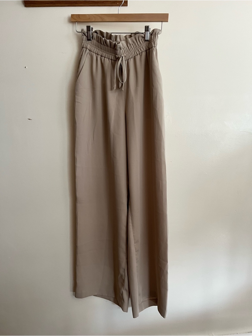 Express high-waist women’s pants, XS